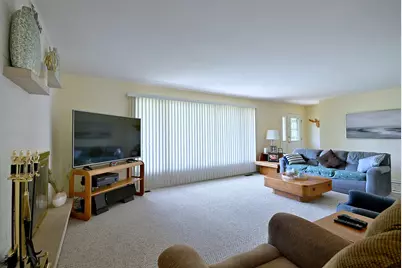16W650 87th Street, Willowbrook, IL 60527 - Photo 5