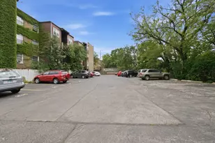 2619 W Agatite Ave, Chicago, IL 60625 - Photo 17