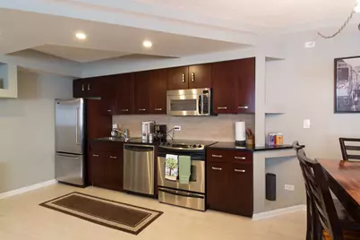 163 W Division Street #208, Chicago, IL 60610 - Photo 3