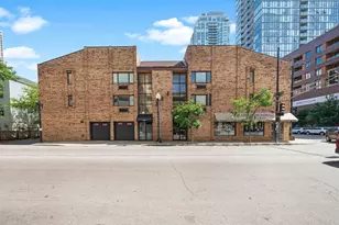 163 W Division St, Chicago, IL 60610 - Photo 1