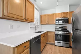 1341 N Halsted St, Chicago, IL 60642 - Photo 7