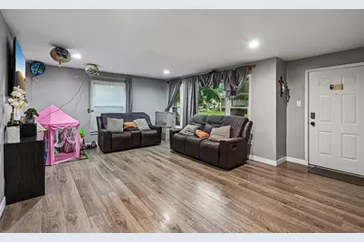 16955 Jodave Avenue, Hazel Crest, IL 60429 - Photo 9