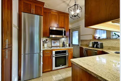 129 E Washington Street, Villa Park, IL 60181 - Photo 13
