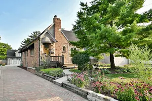 129 E Washington St, Villa Park, IL 60181 - Photo 1