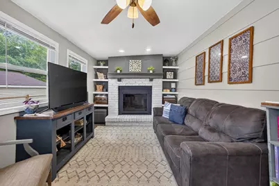 5201 E Wayne Avenue, Rochelle, IL 61068 - Photo 21