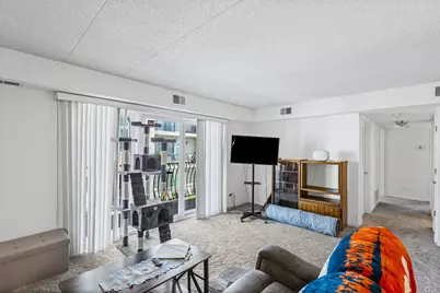 6248 S Gullikson Road #2E, Chicago, IL 60638 - Photo 3