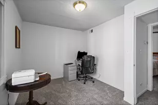 6248 S Gullikson Rd, Chicago, IL 60638 - Photo 7