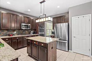 26343 Mapleview Dr, Plainfield, IL 60585 - Photo 9
