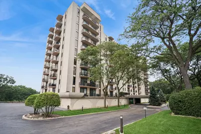 190 S Wood Dale Road #710, Wood Dale, IL 60191 - Photo 1
