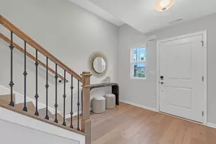 1546 Slade Wy, Des Plaines, IL 60018 - Photo 17