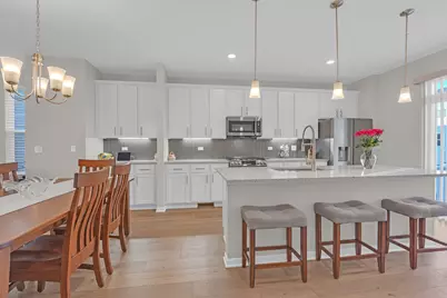 1546 Slade Way, Des Plaines, IL 60018 - Photo 7