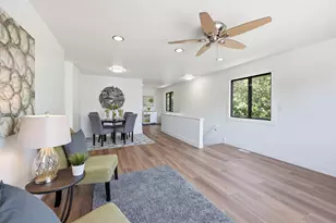 127 Fairlane Ct, Bloomingdale, IL 60108 - Photo 5