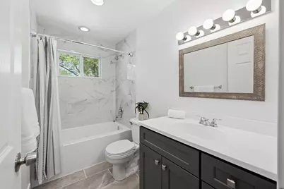 127 Fairlane Court #D, Bloomingdale, IL 60108 - Photo 13