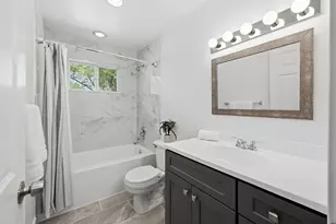 127 Fairlane Ct, Bloomingdale, IL 60108 - Photo 13