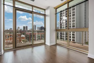 230 W Division St, Chicago, IL 60610 - Photo 3
