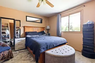 903 Prescott Dr, Joliet, IL 60432 - Photo 9