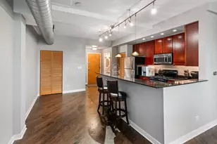 3550 W Montrose Ave, Chicago, IL 60618 - Photo 7