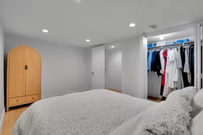 9317 Olcott Avenue, Morton Grove, IL 60053 - Photo 29