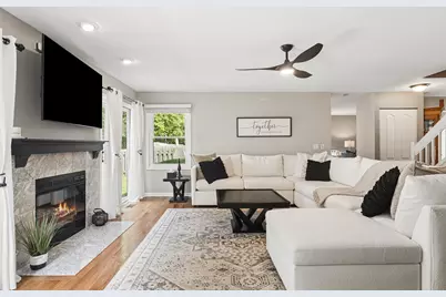 300 Hampton Street, Cary, IL 60013 - Photo 11