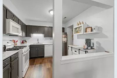 407 Ramblewood Drive #D, Glen Ellyn, IL 60137 - Photo 11