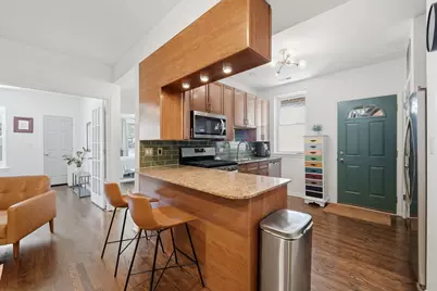 1733 W Catalpa Avenue #1, Chicago, IL 60640 - Photo 5