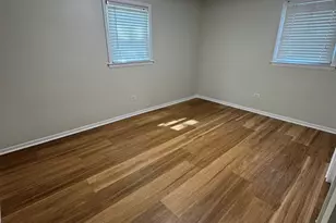 7233 38th Pl, Lyons, IL 60534 - Photo 9