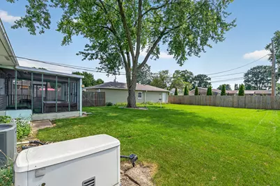 2313 Green Street, Crest Hill, IL 60403 - Photo 27