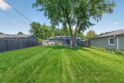 2313 Green Street, Crest Hill, IL 60403 - Photo 25