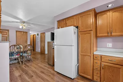 2313 Green Street, Crest Hill, IL 60403 - Photo 5