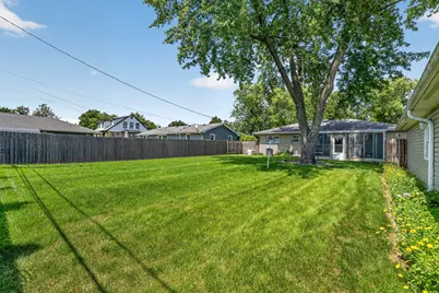2313 Green Street, Crest Hill, IL 60403 - Photo 23