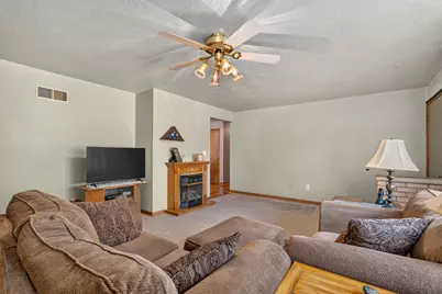 2313 Green Street, Crest Hill, IL 60403 - Photo 11