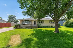 2313 Green St, Crest Hill, IL 60403 - Photo 1