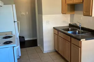 2420 W Berwyn Ave, Chicago, IL 60625 - Photo 7