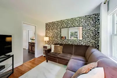 1520 W Lonnquist Boulevard, Mount Prospect, IL 60056 - Photo 23