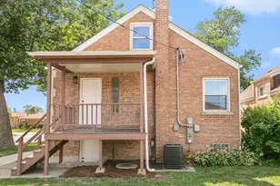 2263 S 14th Ave, North Riverside, IL 60546 - Photo 3