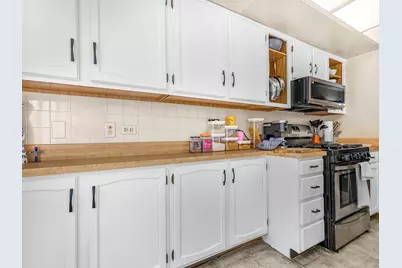 4530 W 93rd Street #2D, Oak Lawn, IL 60453 - Photo 11