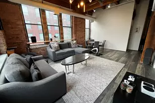 331 S Peoria St, Chicago, IL 60607 - Photo 3