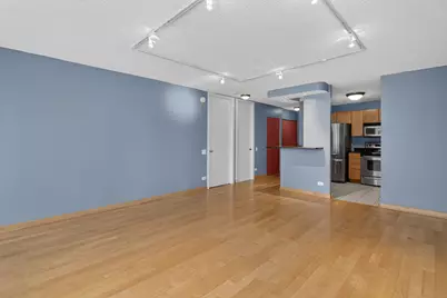 30 E Huron Street #3510, Chicago, IL 60611 - Photo 7