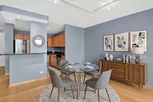 30 E Huron St, Chicago, IL 60611 - Photo 9