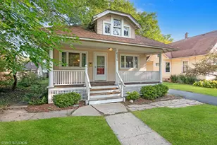 656 Bluff City Blvd, Elgin, IL 60120 - Photo 1