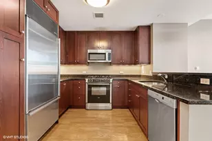 60 E Monroe St, Chicago, IL 60603 - Photo 11