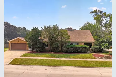 649 N Spring Street, Elgin, IL 60120 - Photo 1