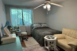 889 Oxford Pl, Wheeling, IL 60090 - Photo 5
