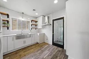 2928 N Mobile Ave, Chicago, IL 60634 - Photo 11