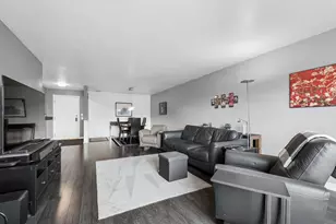 7201 N Lincoln Ave, Lincolnwood, IL 60712 - Photo 13