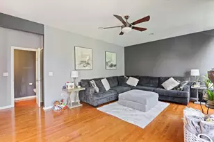 2900 Kelly Dr, Elgin, IL 60124 - Photo 19