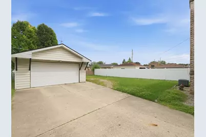 519 Maple Lane, Hillside, IL 60162 - Photo 3