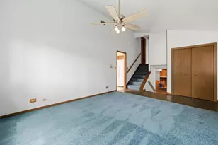 519 Maple Ln, Hillside, IL 60162 - Photo 7