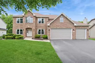 115 Pineridge Dr S, Oswego, IL 60543 - Photo 1