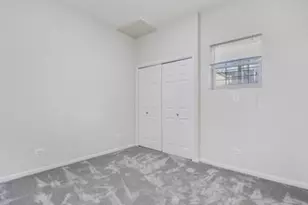 2033 W Huron St, Chicago, IL 60612 - Photo 5